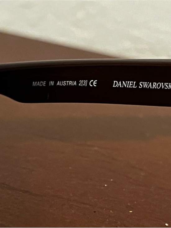 Designer-Vintage brown Danielle Swarovski sunglasses main image 7